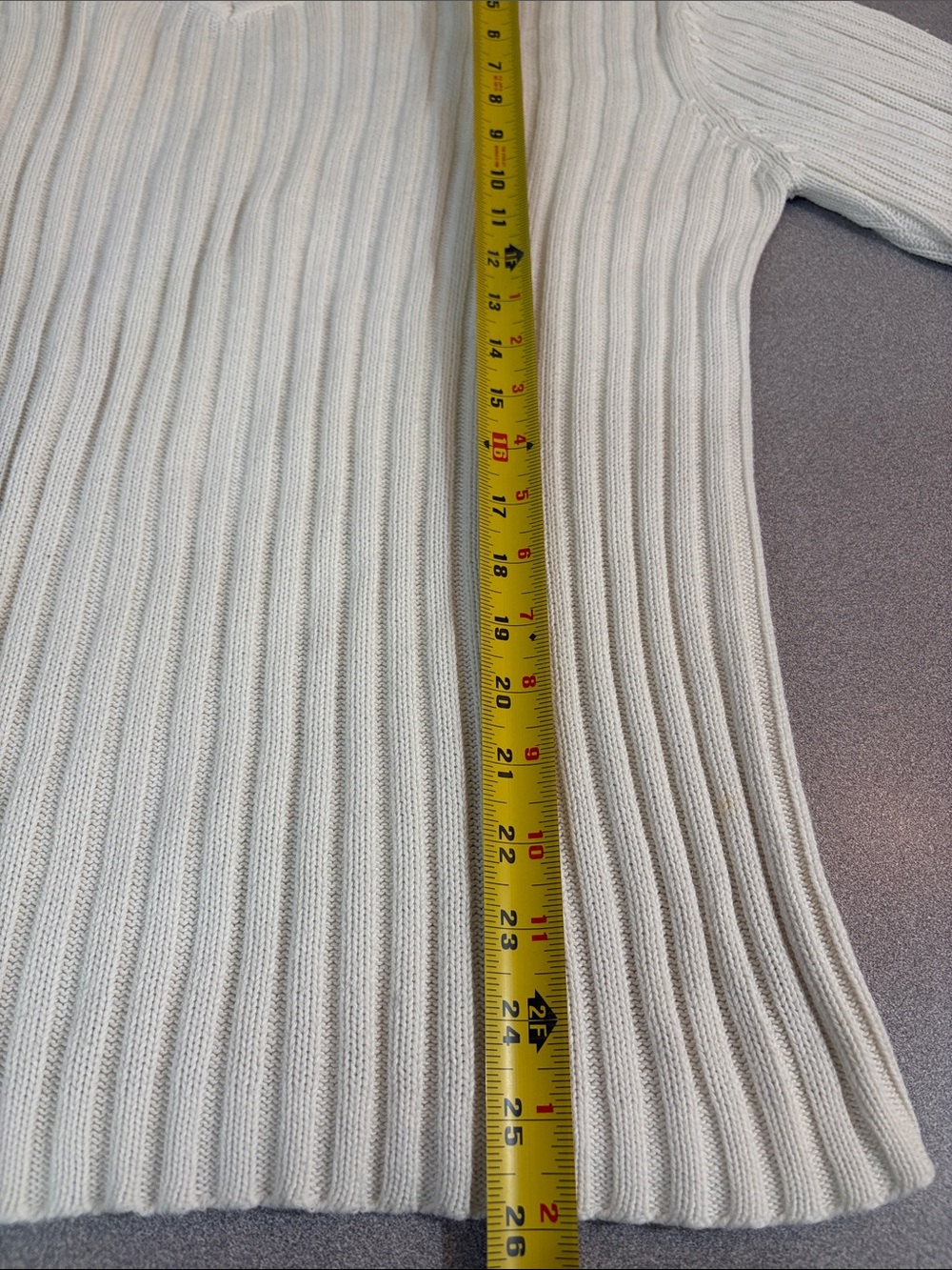Roots Men's Off-White Ribbed V-Neck Sweater - Picture 8 of 9